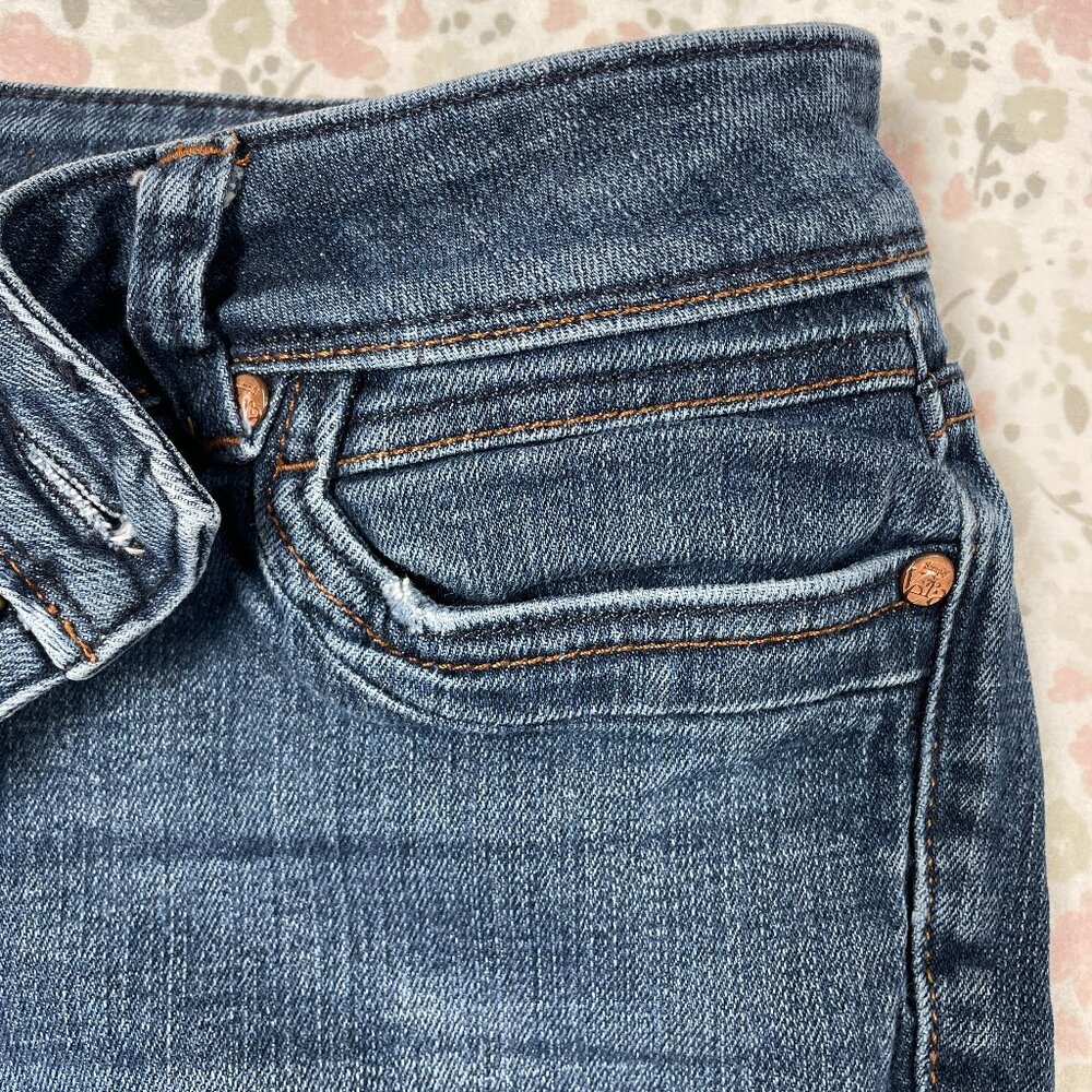 Simply Vera by Vera Wang Mid Rise Jeans Size 10 - Cotton/Spandex - Picture 7 of 14